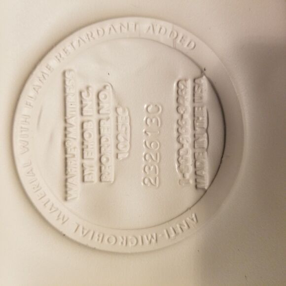 Ehob waffle mattress expansion control overlay with pump 76" x 34" x3" - Picture 8 of 11